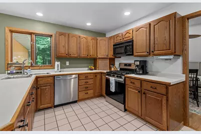 200880 Canopy Lane, Rosholt, WI 54473 - Photo 17