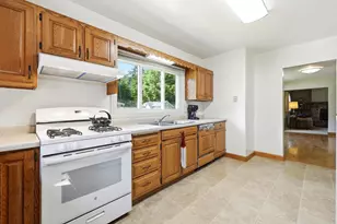 308 Walker St, Stevens Point, WI 54481 - Photo 17
