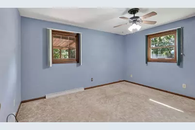 1060 Lakewood Lane, Wisconsin Rapids, WI 54494 - Photo 21