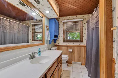1060 Lakewood Lane, Wisconsin Rapids, WI 54494 - Photo 25