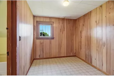 400 N Vine Avenue, Marshfield, WI 54449 - Photo 15