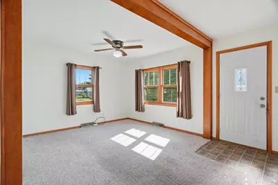 400 N Vine Avenue, Marshfield, WI 54449 - Photo 3