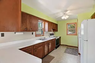 400 N Vine Ave, Marshfield, WI 54449 - Photo 7