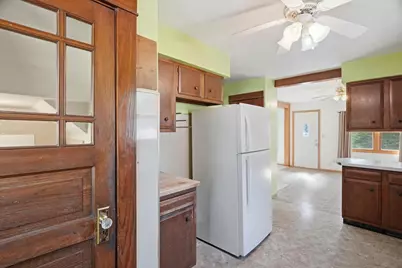 400 N Vine Avenue, Marshfield, WI 54449 - Photo 9