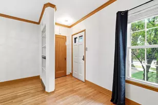 814 S Oak Ave, Marshfield, WI 54449 - Photo 5