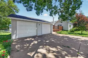 1000 Wisconsin St, Stevens Point, WI 54481 - Photo 3