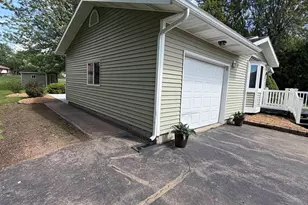 106 S 6th St, Colby, WI 54421 - Photo 27