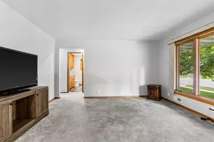 2010 Chase St, Wisconsin Rapids, WI 54495 - Photo 3