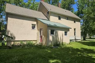 114 E 9th St, Marshfield, WI 54449 - Photo 5