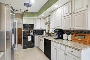 821 S Division St, Colby, WI 54421 - Photo 9