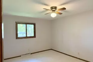 406 Evergreen Ave, Marshfield, WI 54449 - Photo 17