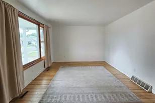 827 W North St, Marshfield, WI 54449 - Photo 3