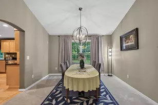 912 Cherokee Ct, Waupaca, WI 54981 - Photo 7