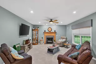 912 Cherokee Ct, Waupaca, WI 54981 - Photo 15