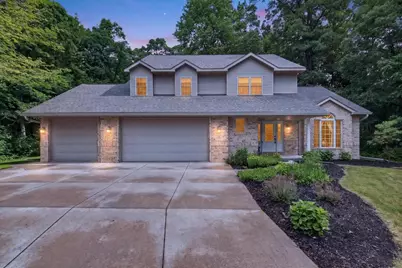 912 Cherokee Court, Waupaca, WI 54981 - Photo 1