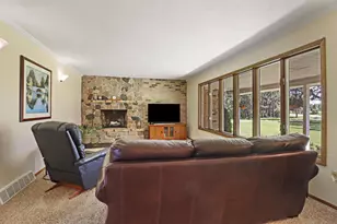 15314 Ives Grove Rd, , WI 53182 - Photo 7