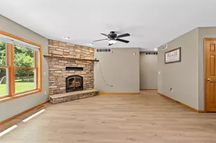 5011 Prairie Ridge Dr, Wisconsin Rapids, WI 54494 - Photo 5