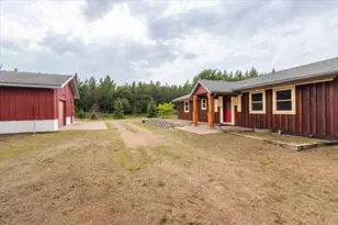 924 County Rd C, Hancock, WI 54943 - Photo 9