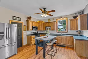400 W Main St, Spencer, WI 54479 - Photo 11