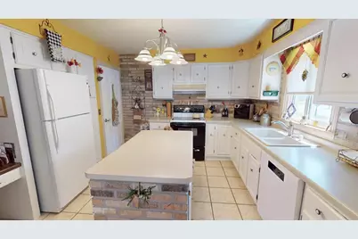 1011 W Park Street, Marshfield, WI 54449 - Photo 11
