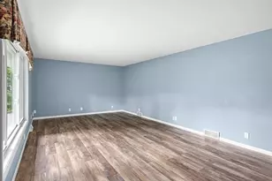 2015 Circle Dr, Kronenwetter, WI 54455 - Photo 11