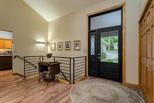 3942 Hillside Ln, Wausau, WI 54403 - Photo 3