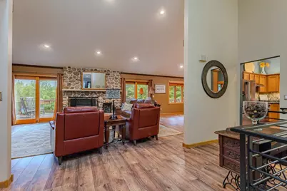 3942 Hillside Lane, Wausau, WI 54403 - Photo 7