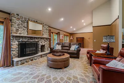 3942 Hillside Lane, Wausau, WI 54403 - Photo 9
