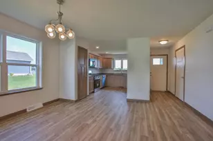 770 Morning Star Ln, Plover, WI 54467 - Photo 5