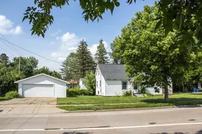 1002 N 1st Avenue, Wausau, WI 54401 - Photo 5