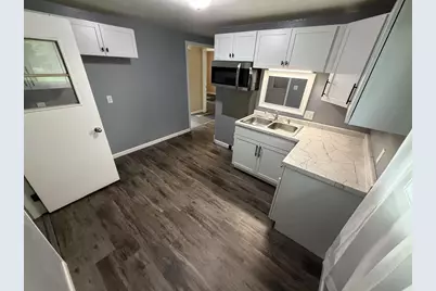 406 E Linden Street, Abbotsford, WI 54405 - Photo 3
