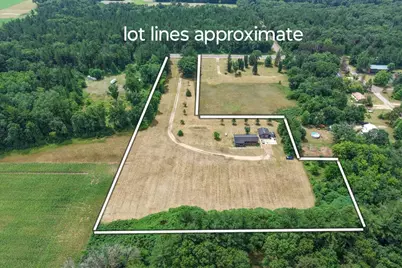 1588 E State Highway 21, Arkdale, WI 54613 - Photo 3