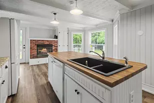 1924 Main St, Stevens Point, WI 54481 - Photo 9