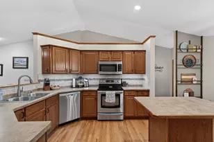 9239 Camilla Ct, Nekoosa, WI 54475 - Photo 5