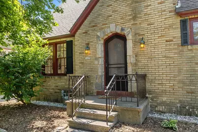 1609 Clark Street, Stevens Point, WI 54481 - Photo 3
