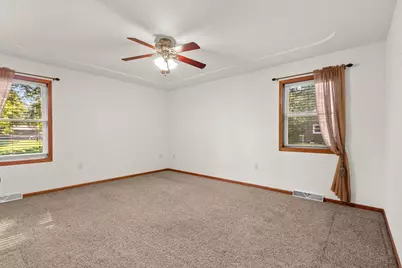 1010 Woodland Court, Plover, WI 54467 - Photo 13