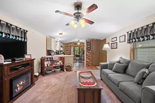 3641 Haga Dr, Plover, WI 54467 - Photo 7