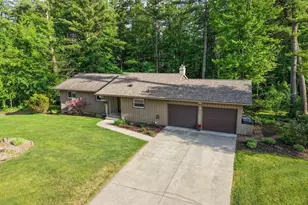 520 Brentwood Dr, Wisconsin Rapids, WI 54494 - Photo 3