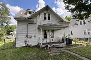 319 Lincoln Ave, Wausau, WI 54403 - Photo 9
