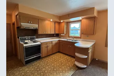 3649 Simonis Street, Stevens Point, WI 54481 - Photo 9