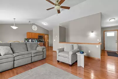 3120 Darlington Place, Plover, WI 54467 - Photo 7