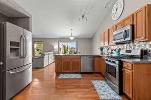 3120 Darlington Pl, Plover, WI 54467 - Photo 13