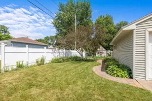 2517 Pied Piper Ln, Wausau, WI 54403 - Photo 3