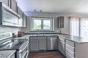 2104 Meadow Dr, Kronenwetter, WI 54455 - Photo 17