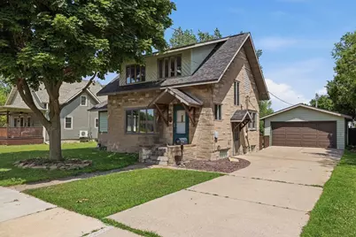321 10th Street South, Wisconsin Rapids, WI 54494 - Photo 1