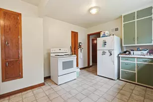 332 S 3rd St, Medford, WI 54451 - Photo 9