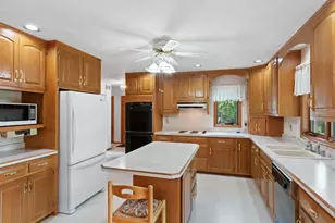 9834 River Rd, Amherst, WI 54406 - Photo 5