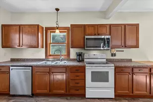 315 Robbins St, , WI 54165 - Photo 11