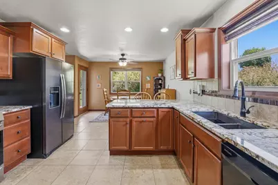 1429 Plains Avenue, Neenah, WI 54956 - Photo 13