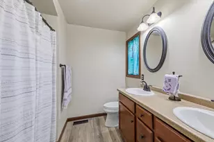 1429 Plains Ave, Neenah, WI 54956 - Photo 23